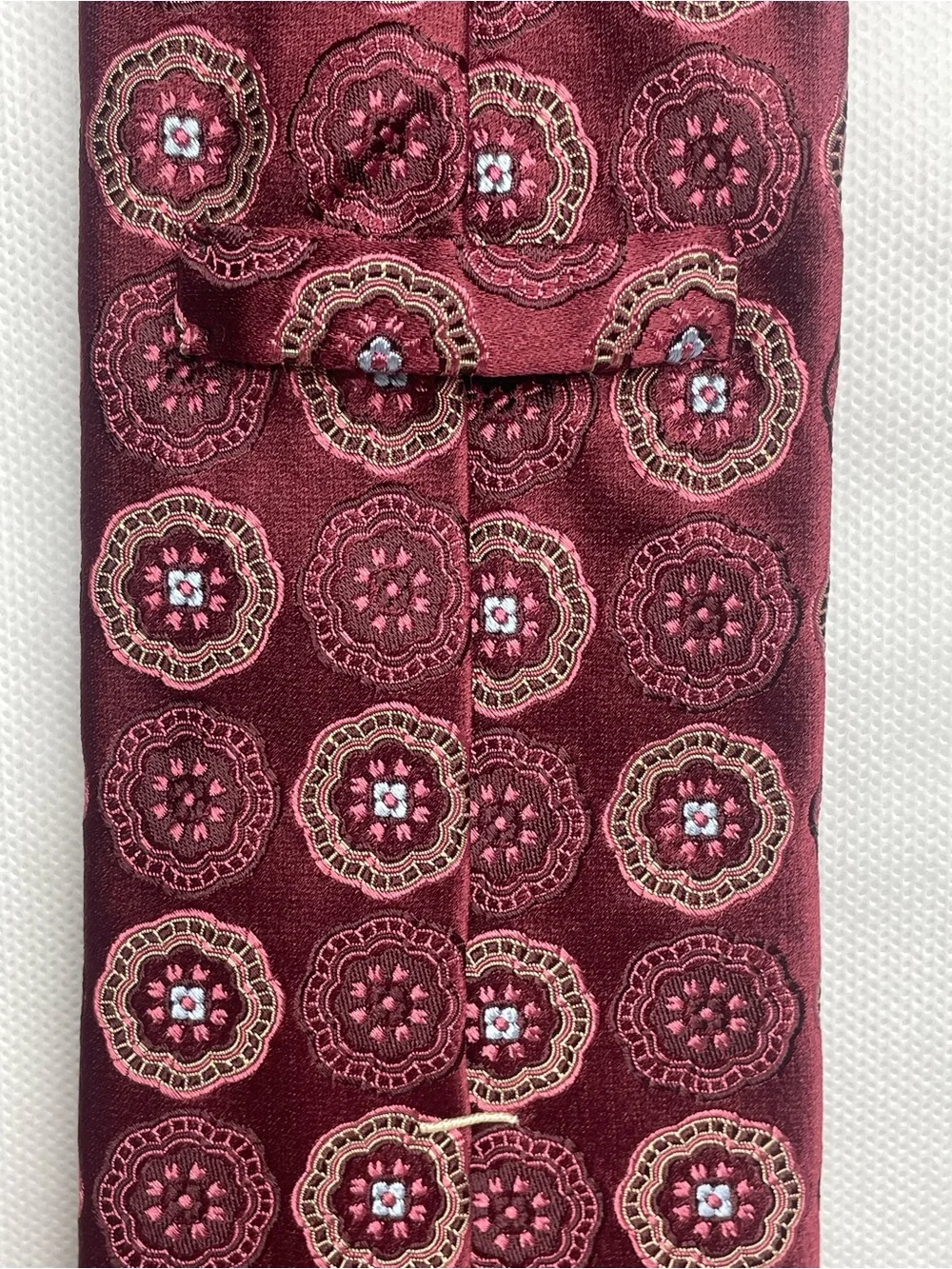 John W Nordstrom Designer Silk Necktie Burgundy Embroidered Medallions Tie USA